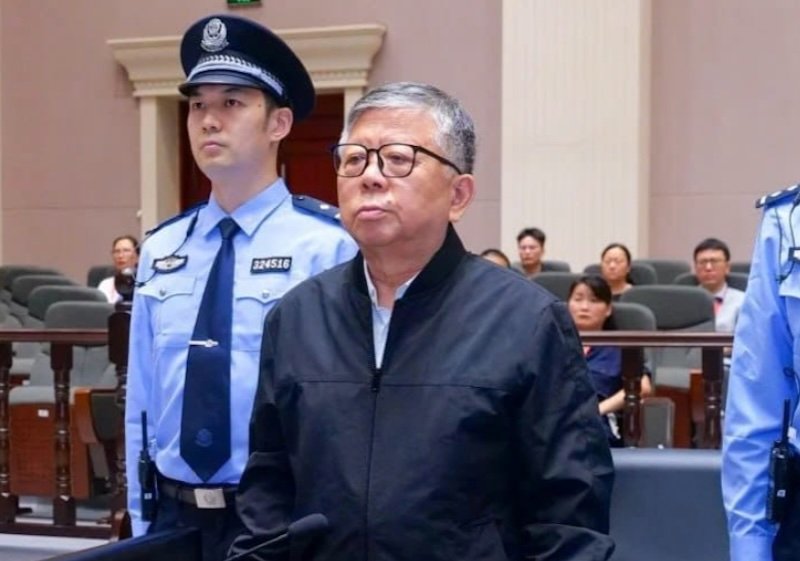 China condena à morte funcionário que aceitou suborno