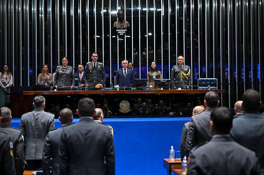 Congresso celebra os 170 anos do Corpo de Bombeiros do DF