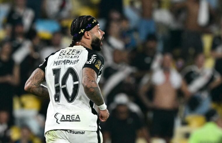 Corinthians encaminha renovação com Memphis Depay por mais dois anos