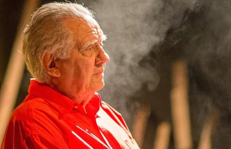 De tradição no futebol a gigante do cinema: velório de Barretão celebra trajetória histórica