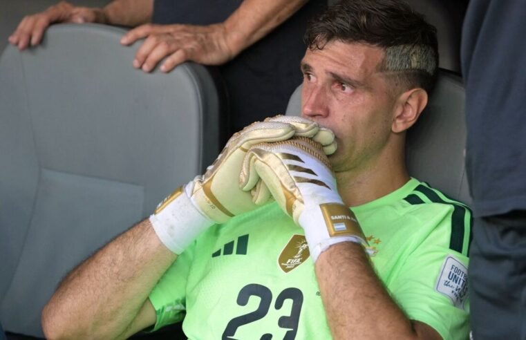 Dibu Martínez cogita aposentadoria da seleção argentina