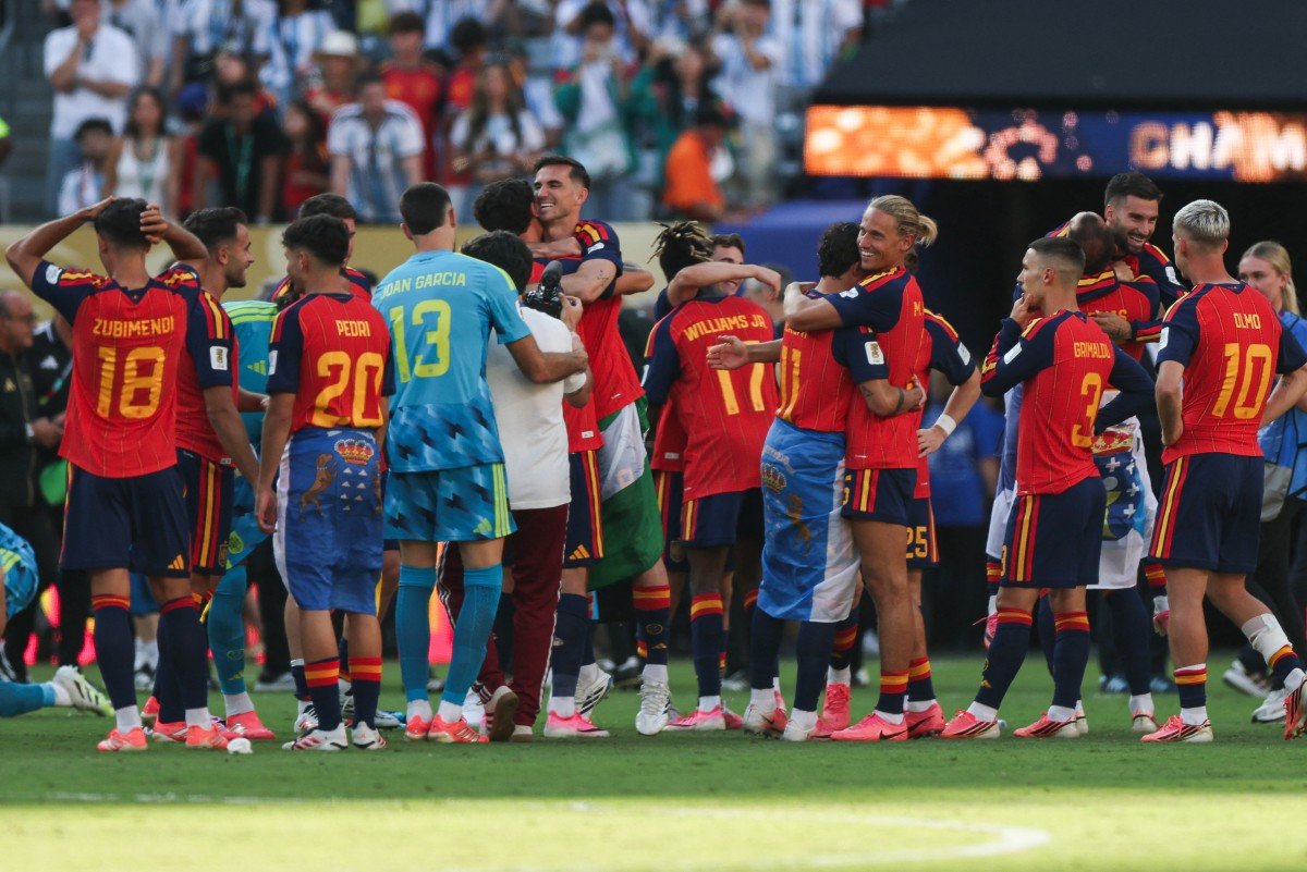 Do empate frustrante na estreia à redenção contra a Argentina: a trajetória da taça da Espanha