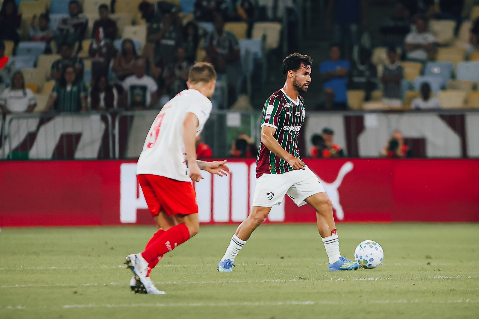 Em jogo nervoso, Fluminense busca o empate no fim diante do Red Bull Bragantino