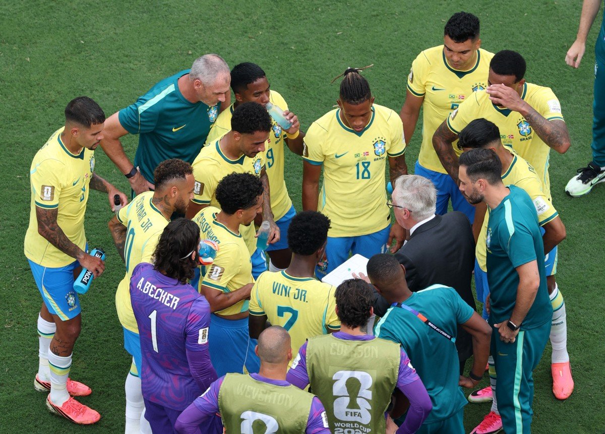 Fifa vai reavaliar pausa para hidratação após críticas na Copa do Mundo