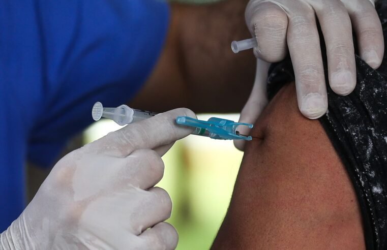 Gripe: Anvisa aprova nova vacina com 73% de eficácia 