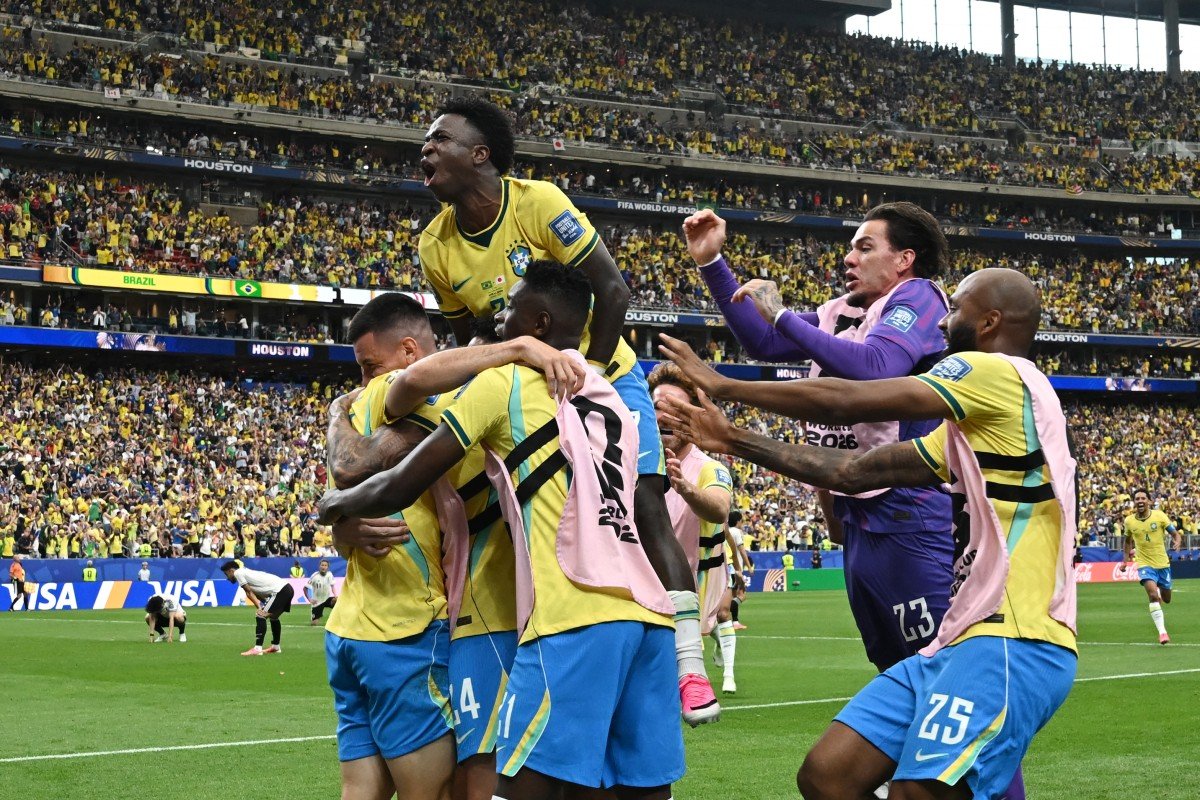 Hoje tem Brasil! Seleção encara a Noruega por classificação na Copa