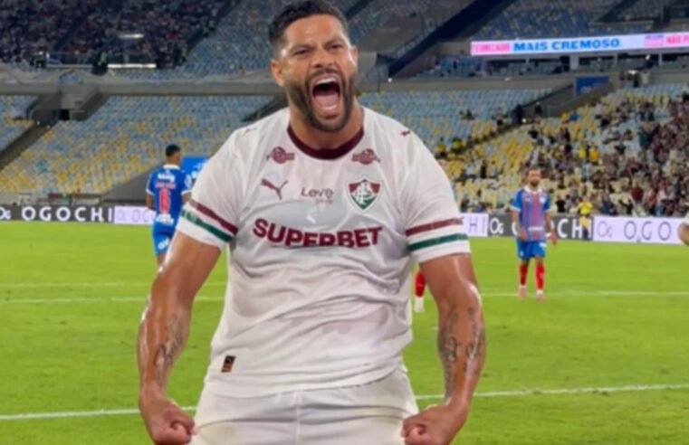 Hulk desencanta em volta de Thiago Silva, e Fluminense bate Bahia em amistoso