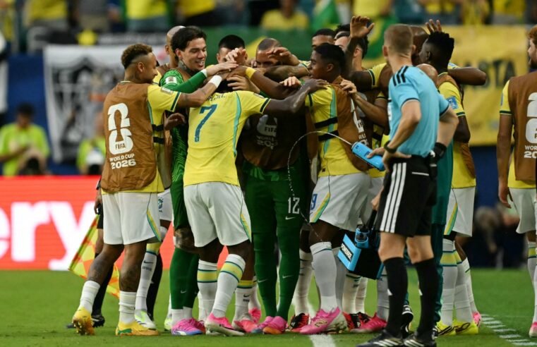 Igrejas cancelam culto de domingo para fieis verem jogo do Brasil na Copa