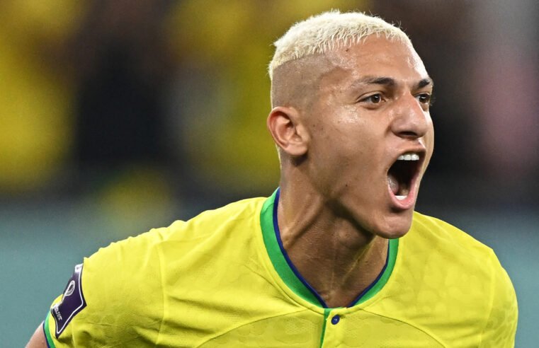 Imprensa argentina repercute Richarlison comemorando gol da Espanha na final da Copa