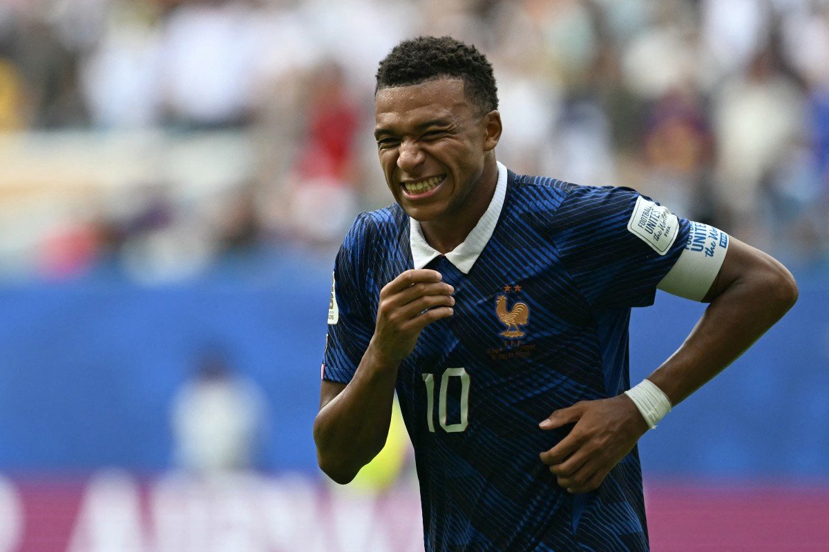 Inglaterra atropela França e abre 4 a 0 na disputa pelo terceiro lugar da Copa do Mundo