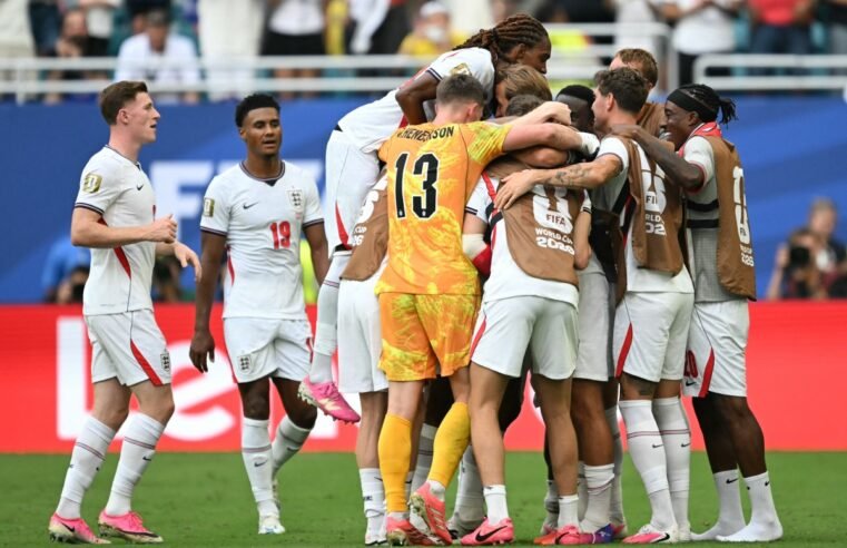 Inglaterra vence França por 6 a 4 e garante o terceiro lugar da Copa