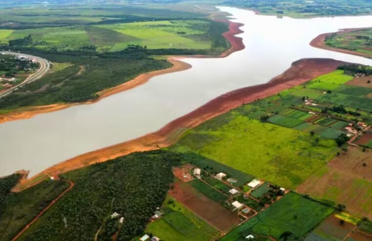 Justiça obriga responsáveis a recuperar área degradada na Bacia do Descoberto