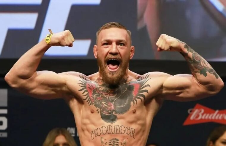 McGregor bate o peso e confirma retorno ao UFC após cinco anos