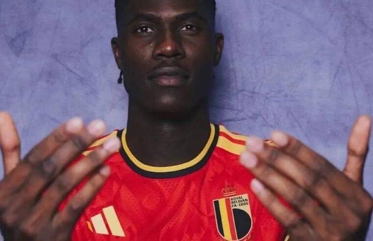Meia da Bélgica rompe ligamento do joelho e está fora da Copa, diz NYT