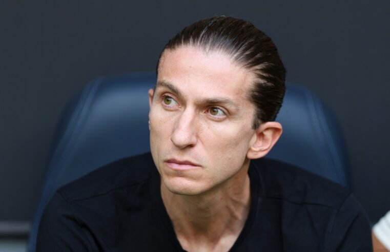 Monaco anuncia Filipe Luís como técnico