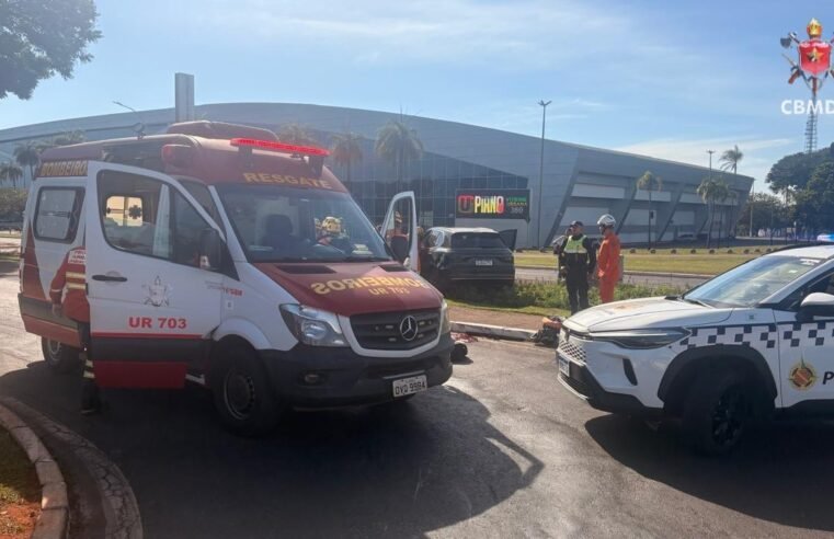 Motociclista morre após acidente com carro em frente ao Ulysses Guimarães