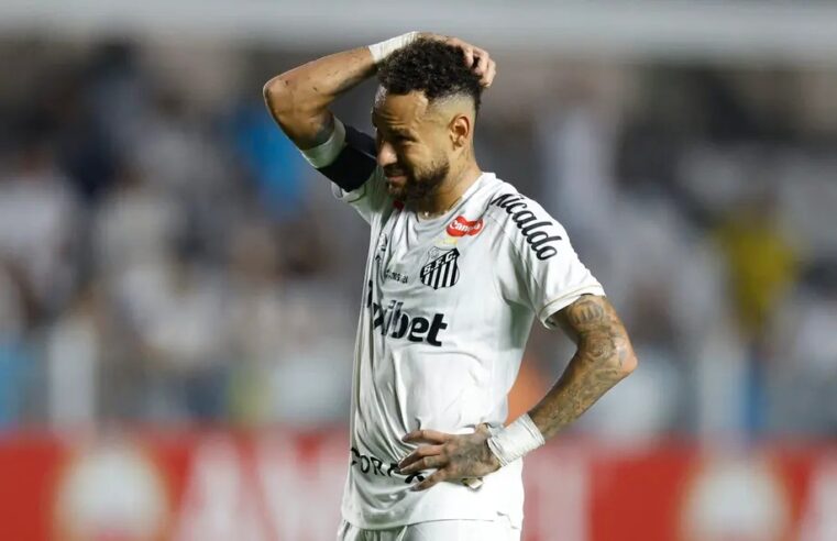 Neymar volta ao Santos após derrota do Brasil na Copa: Qual é o seu futuro?