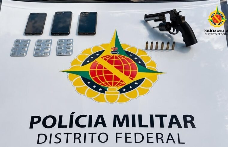 PM apreende revólver e detém quatro suspeitos durante abordagem em Samambaia