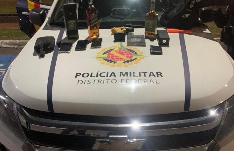 PMDF prende dupla por roubo e recupera todos os pertences da no SIA