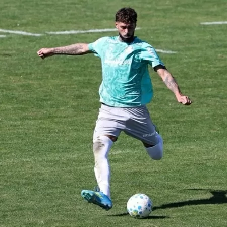 Palmeiras preserva Barboza e prepara estreia do zagueiro após a Copa