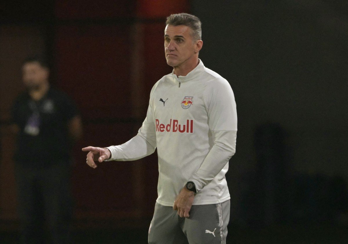 Red Bull Bragantino empata com o Coritiba e continua em quinto lugar no Brasileirão