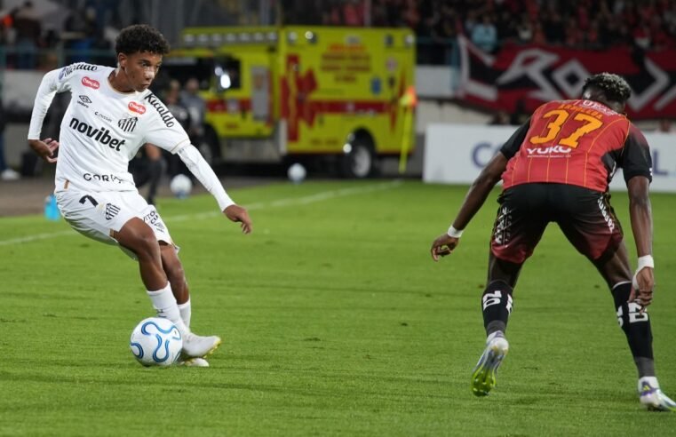 Robinho Jr. abre mão de homenagem ao pai e volta a ser Juninho