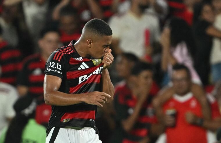 Samuel Lino é decisivo, Flamengo bate Benfica e leva Troféu do Algarve