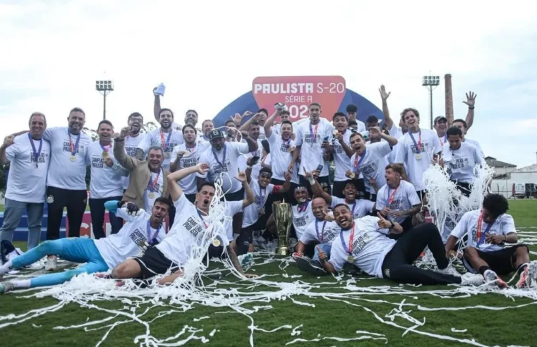 Sem dinheiro e sob transfer ban, Santos aposta na sua safra campeã sub-20