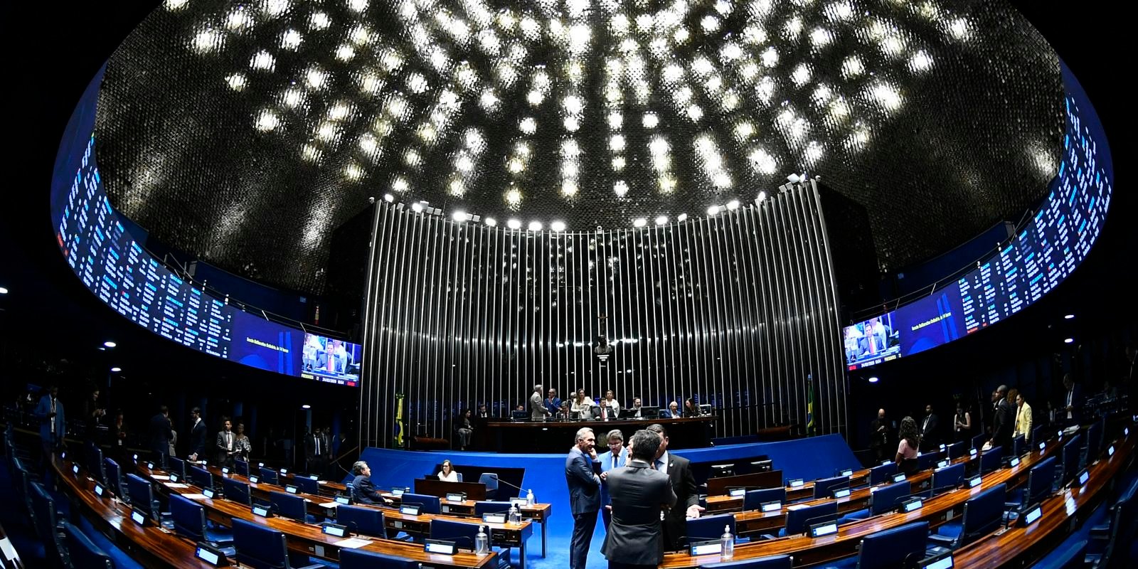 Após recesso, Congresso retoma trabalhos nesta semana