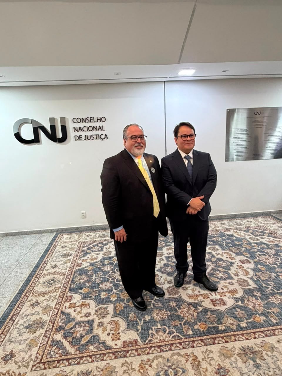 Arnoldo Camanho representa TJDFT em posse de conselheiro do CNJ