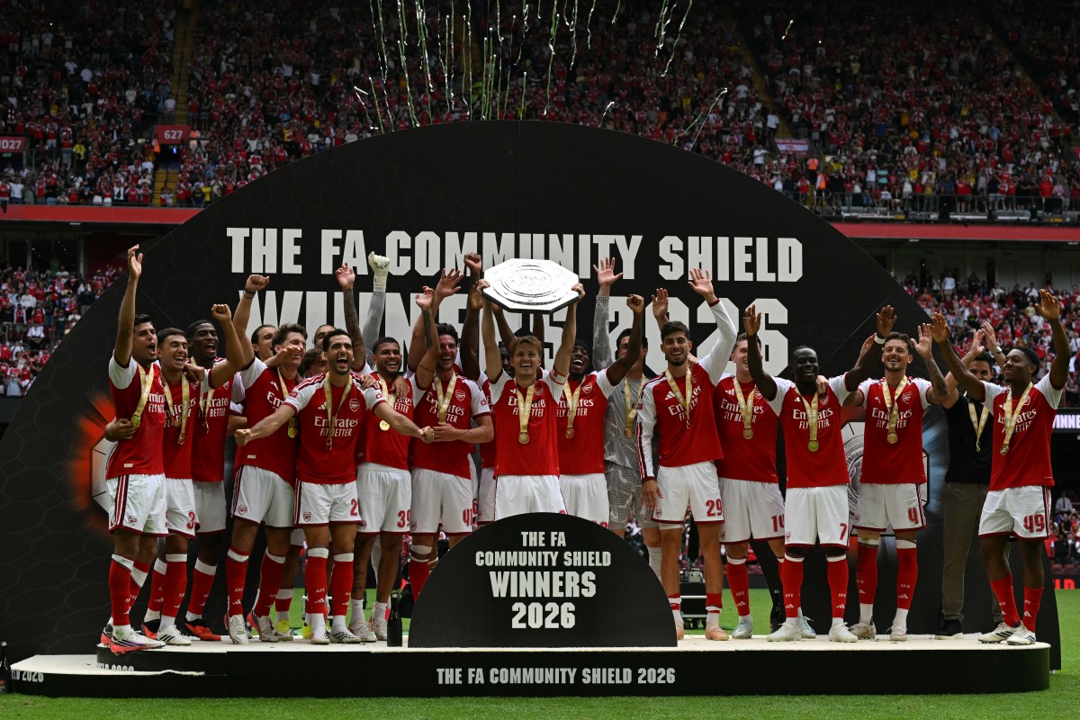 Arsenal atropela Manchester City e conquista Supercopa da Inglaterra