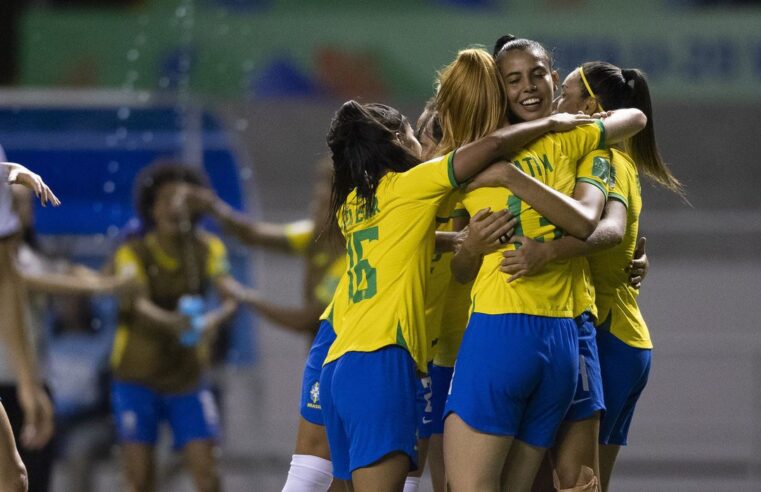 Arthur Elias destaca vantagem logística do Brasil na Copa Feminina