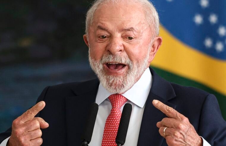 Atitude irresponsável, diz Lula após revogação de visto de embaixadora