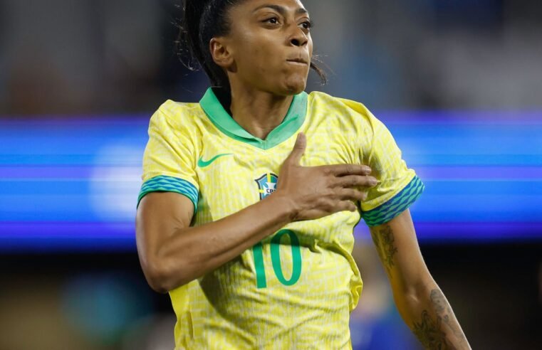 Barça anuncia Kerolin com valor recorde no futebol feminino brasileiro