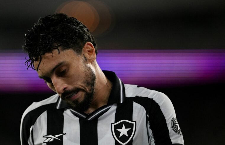 Botafogo faz golaço, mas Fluminense busca empate em clássico no Brasileirão
