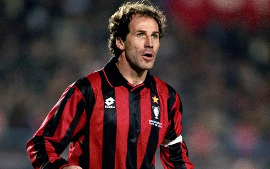 Camisa do Milan terá patch em homenagem a Baresi durante toda a temporada