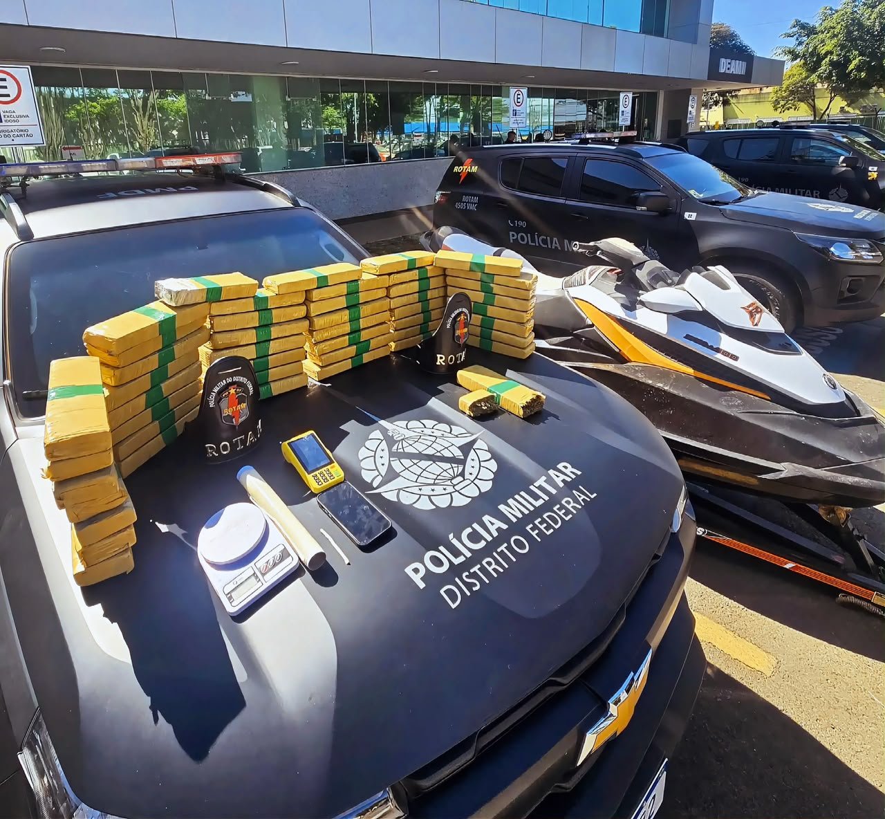 Casal é preso com 48 tabletes de maconha durante operação em Ceilândia