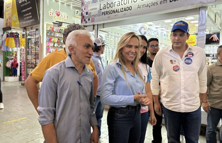 Celina Leão visita a Feira dos Importados