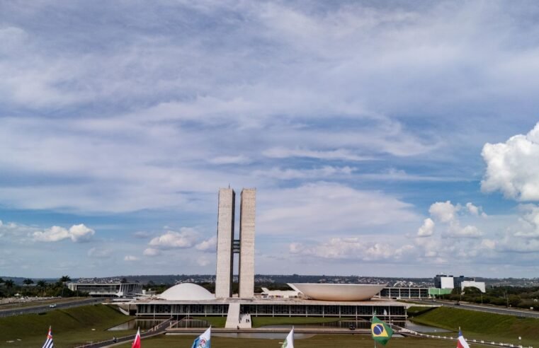 Congresso volta do recesso sem previsão de plenário nesta semana