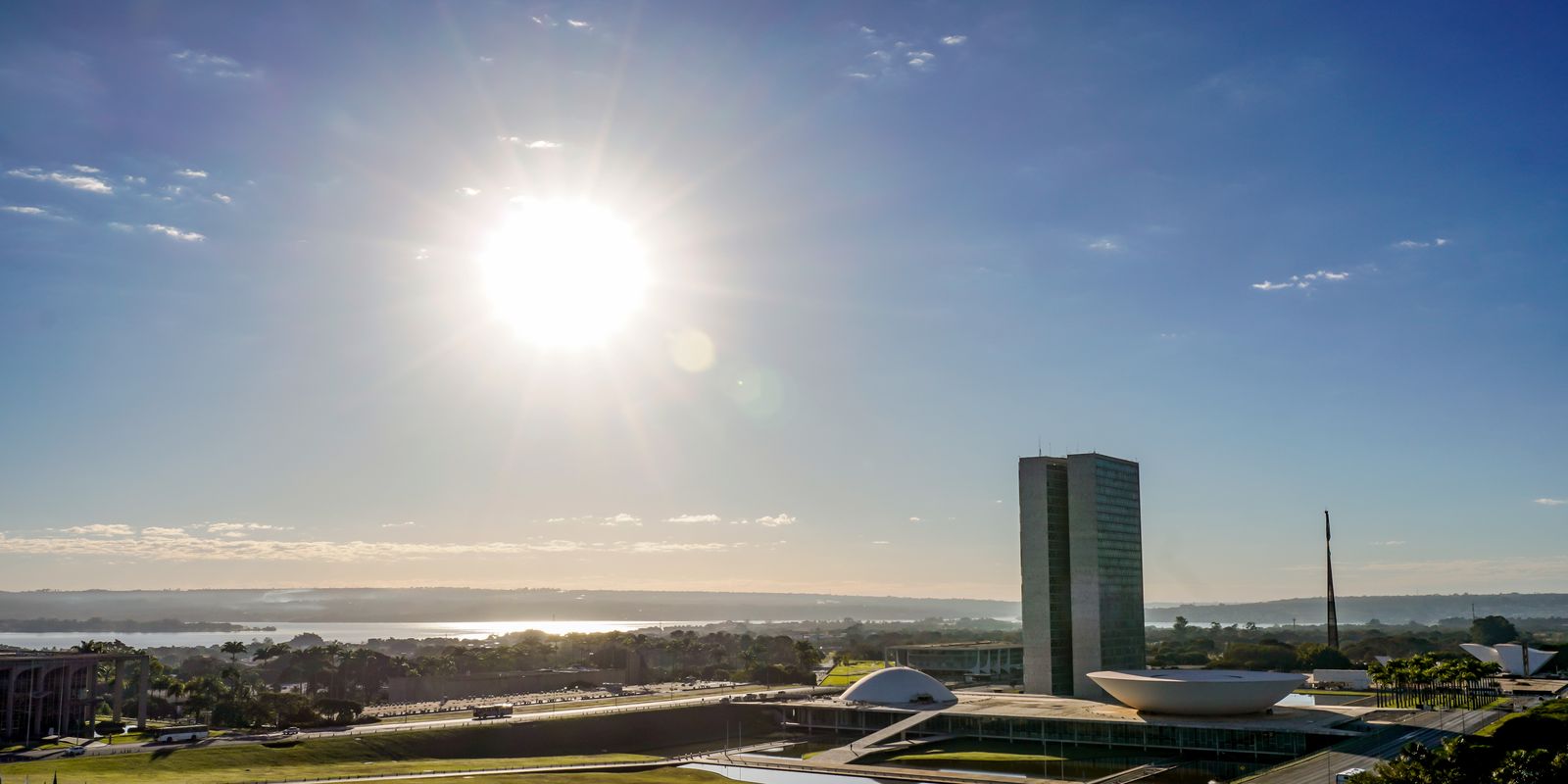 Congresso vota nesta semana fim da escala 6×1 e “taxa das blusinhas”
