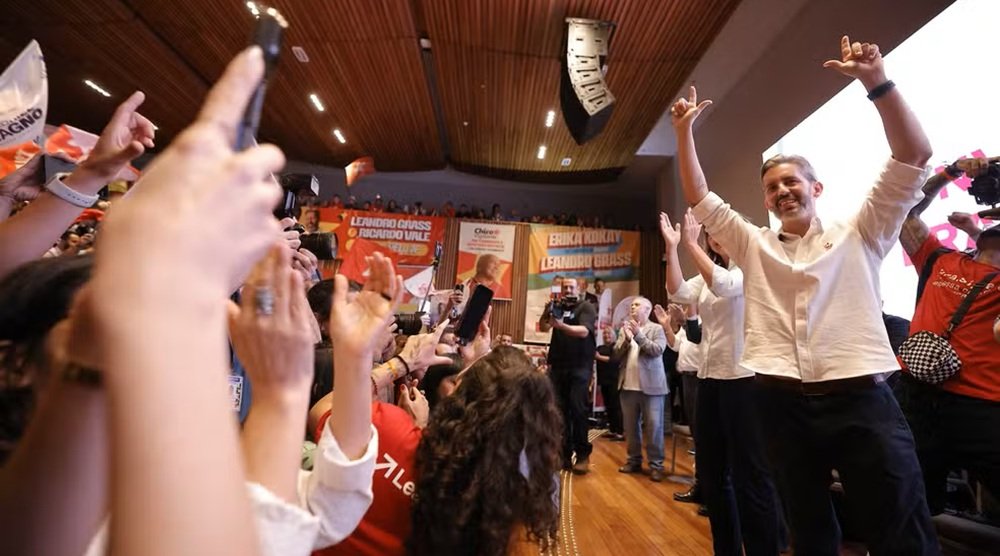 Convenção do PT escolhe Leandro Grass para disputar o governo do DF