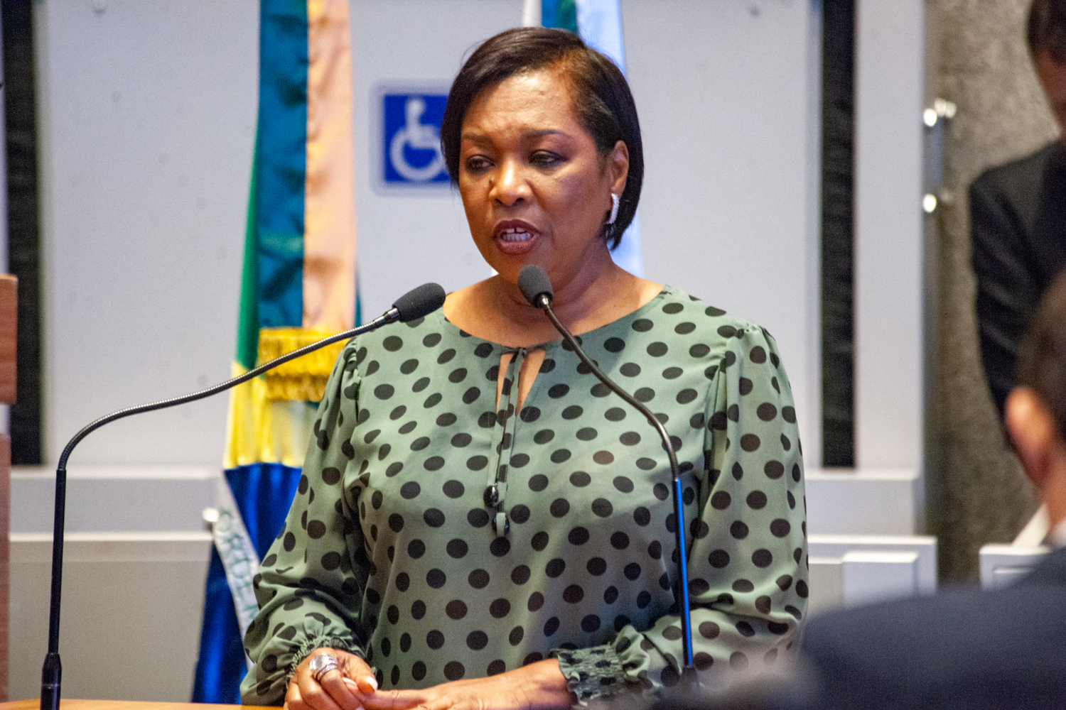 Doutora Jane denuncia sub-representação de mulheres negras