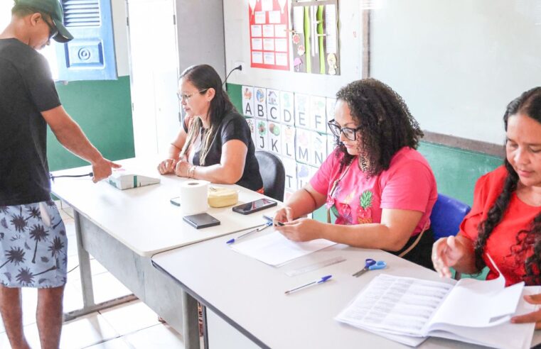 Eleitores participam de eleição simulada no Maranhão