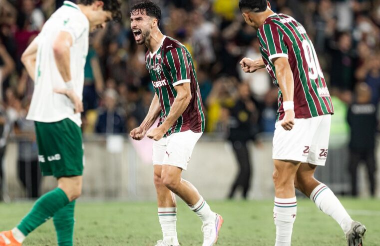 Fluminense encerra jejum e bate Palmeiras de virada no Brasileirão