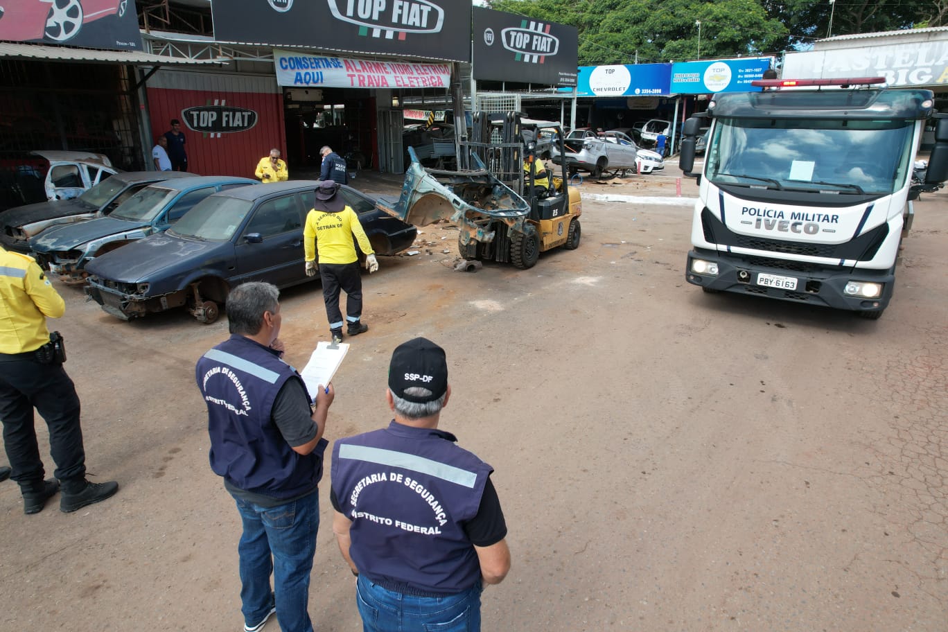 GDF orienta como pedir vistoria de veículos abandonados