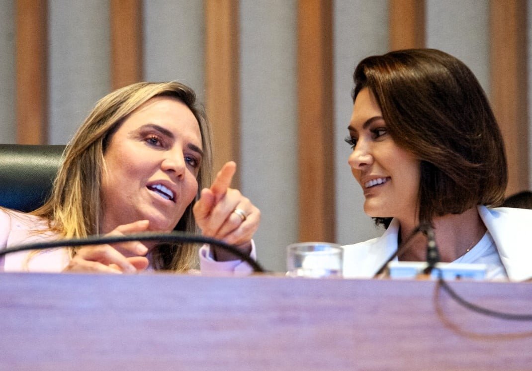 Internada, Michelle falta à confirmação da candidatura de Celina Leão ao governo do DF