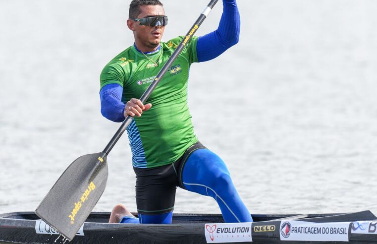 Isaquias Queiroz é campeão mundial no C1 500m na Polônia