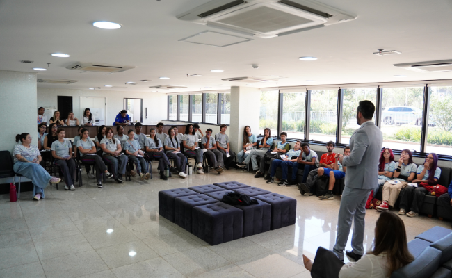 MPDFT leva 37 estudantes à Promotoria de Brasília II