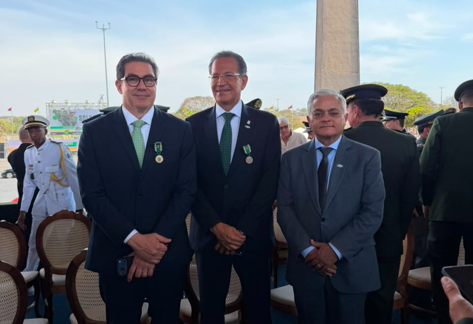 Magistrados do TJDFT participam do Dia do Soldado em Brasília