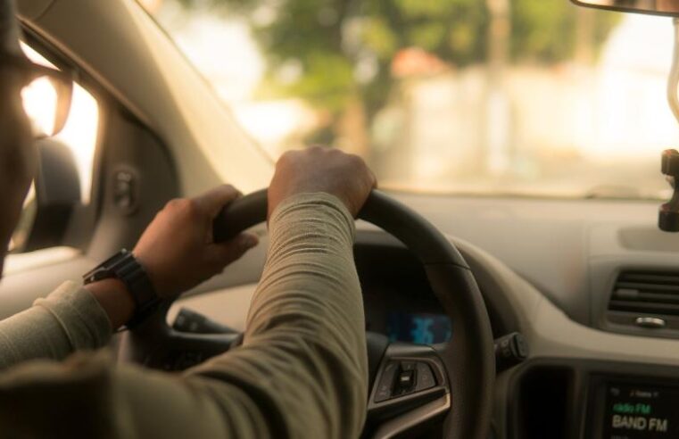 Motorista de aplicativo é preso suspeito de usar corridas para entregar drogas no DF